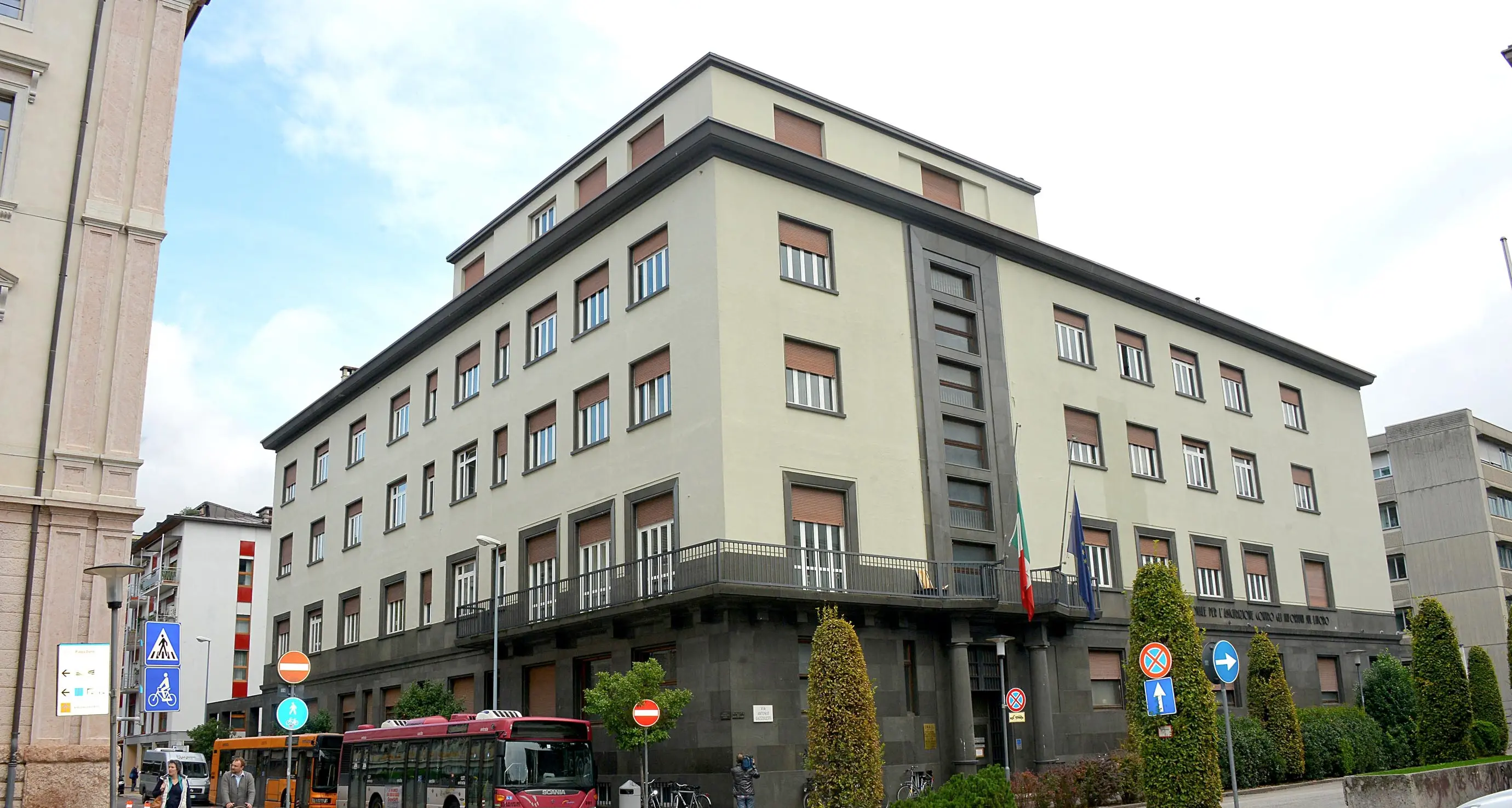 L’Inail deve lasciare via Gazzoletti: arrivano altri uffici provinciali