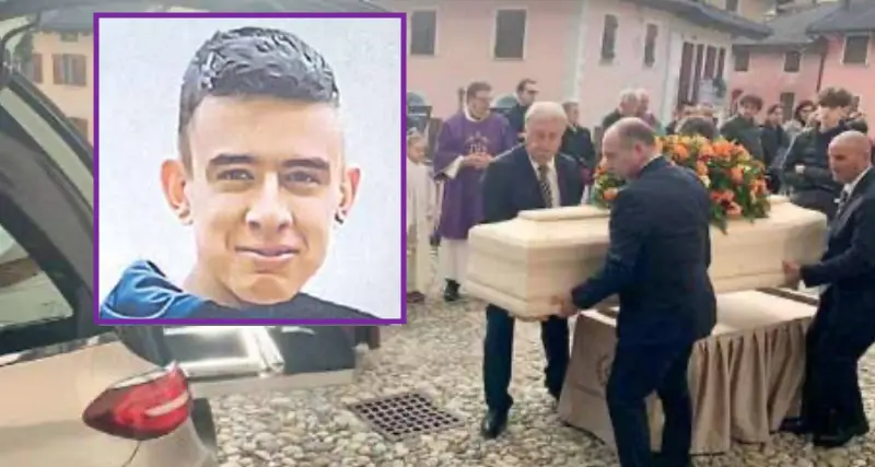 L’ultimo saluto a Gabriele, scomparso a soli 17 anni: «Continuerai a illuminarci»