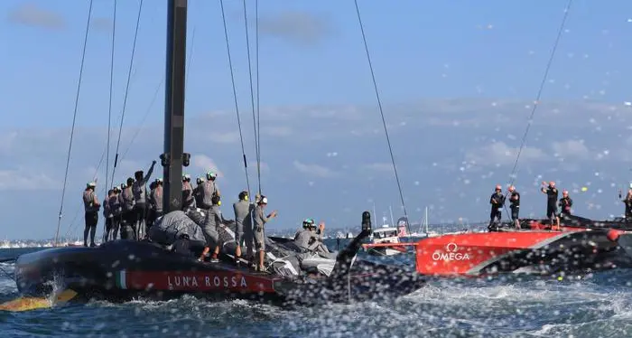 Luna rossa, addio al sogno: Team New Zealand vince 7-3
