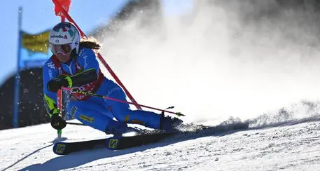 Bassino sfiora il podio in parallelo Lech, vince la slovena Slokar