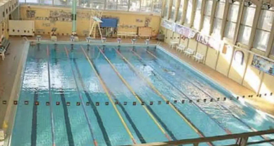 Le piscine sono in perdita: costi per il Comune di 1,5 milioni all'anno. Il futuro preoccupa
