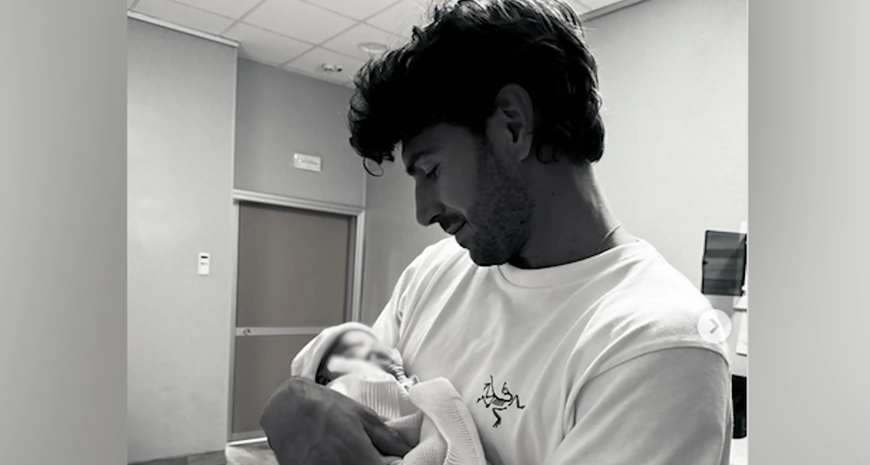 Ignazio Moser è diventato papà: Cecilia Rodriguez ha dato alla luce la piccola Clara Isabel