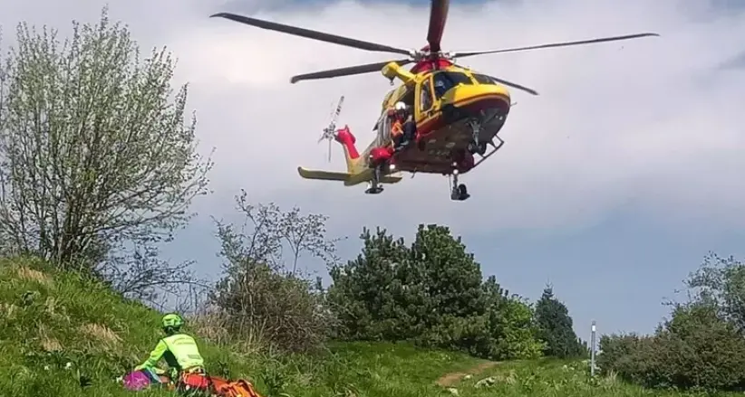 Tre piloti di parapendio precipitati e soccorsi sul Monte Grappa