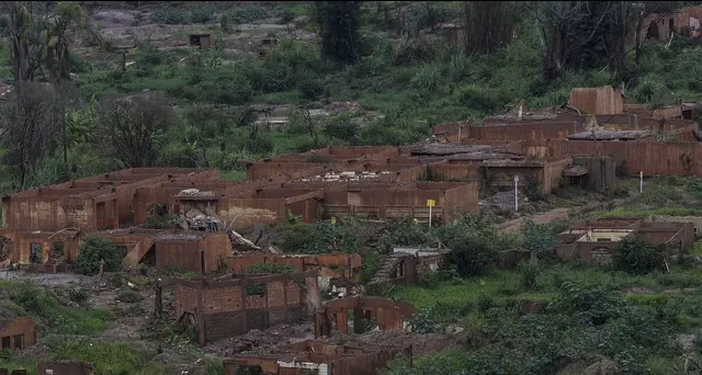 Brasile: Vale-Bhp risarciscano 9 miliardi per disastro Mariana