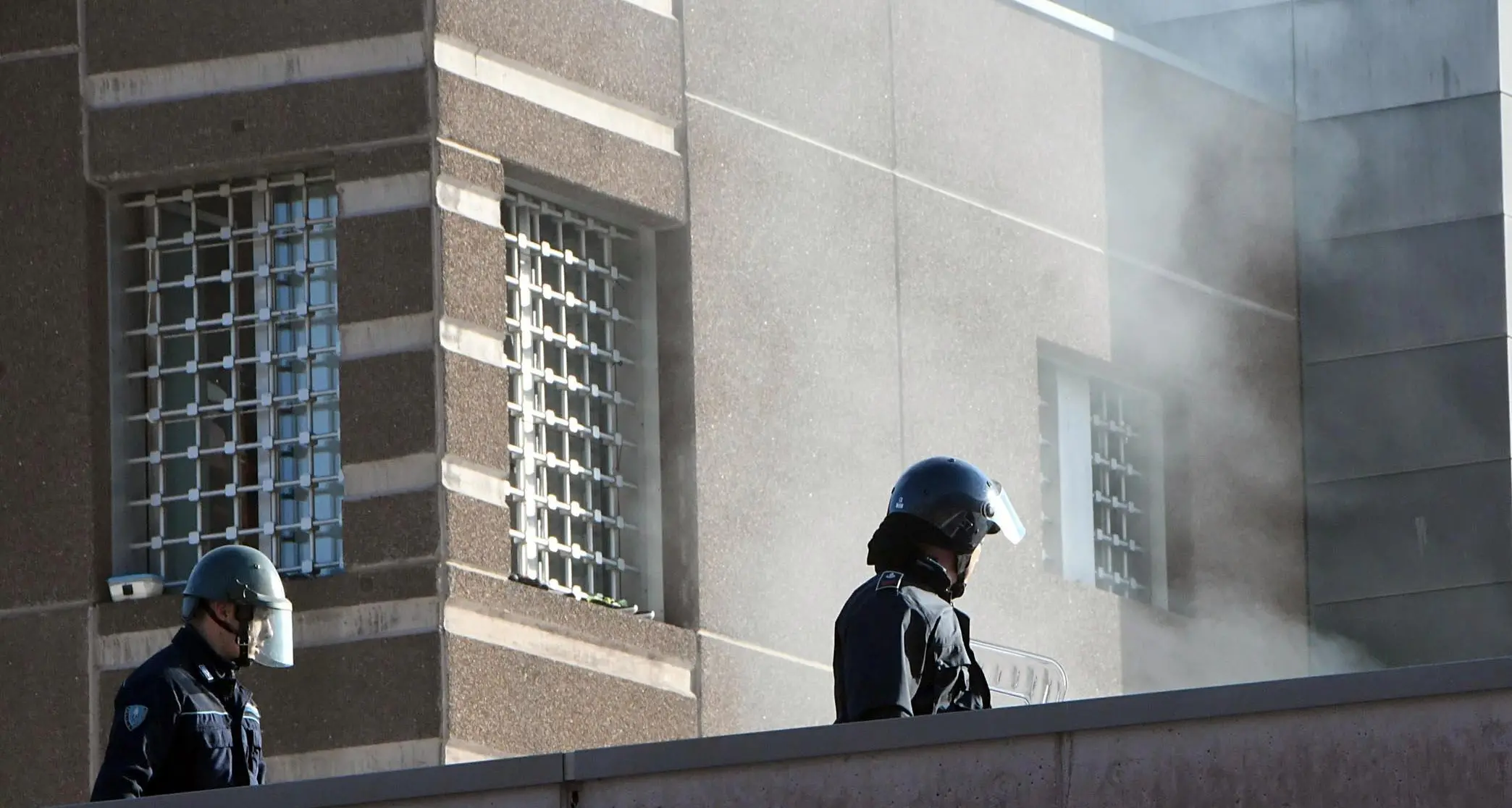 Rivolta del 2018 nel carcere di Trento, dopo cinque anni, il processo a 34 persone slitta al prossimo ottobre