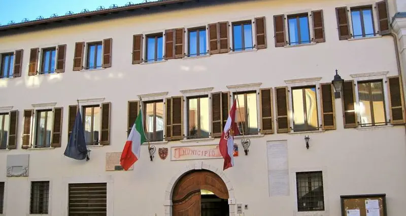 Indennità più alte, il sindaco di Lavis: “Non era il periodo per aumentarsi gli stipendi mentre tutti fanno fatica a guadagnarsi la pagnotta”