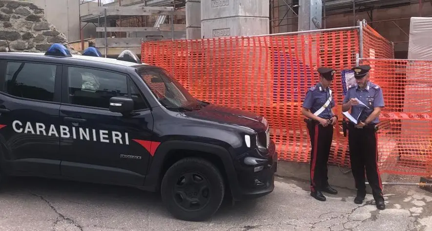 Pizzicato a lavorare in nero dai carabinieri di Andalo: lavori sospesi e denunciato un imprenditore