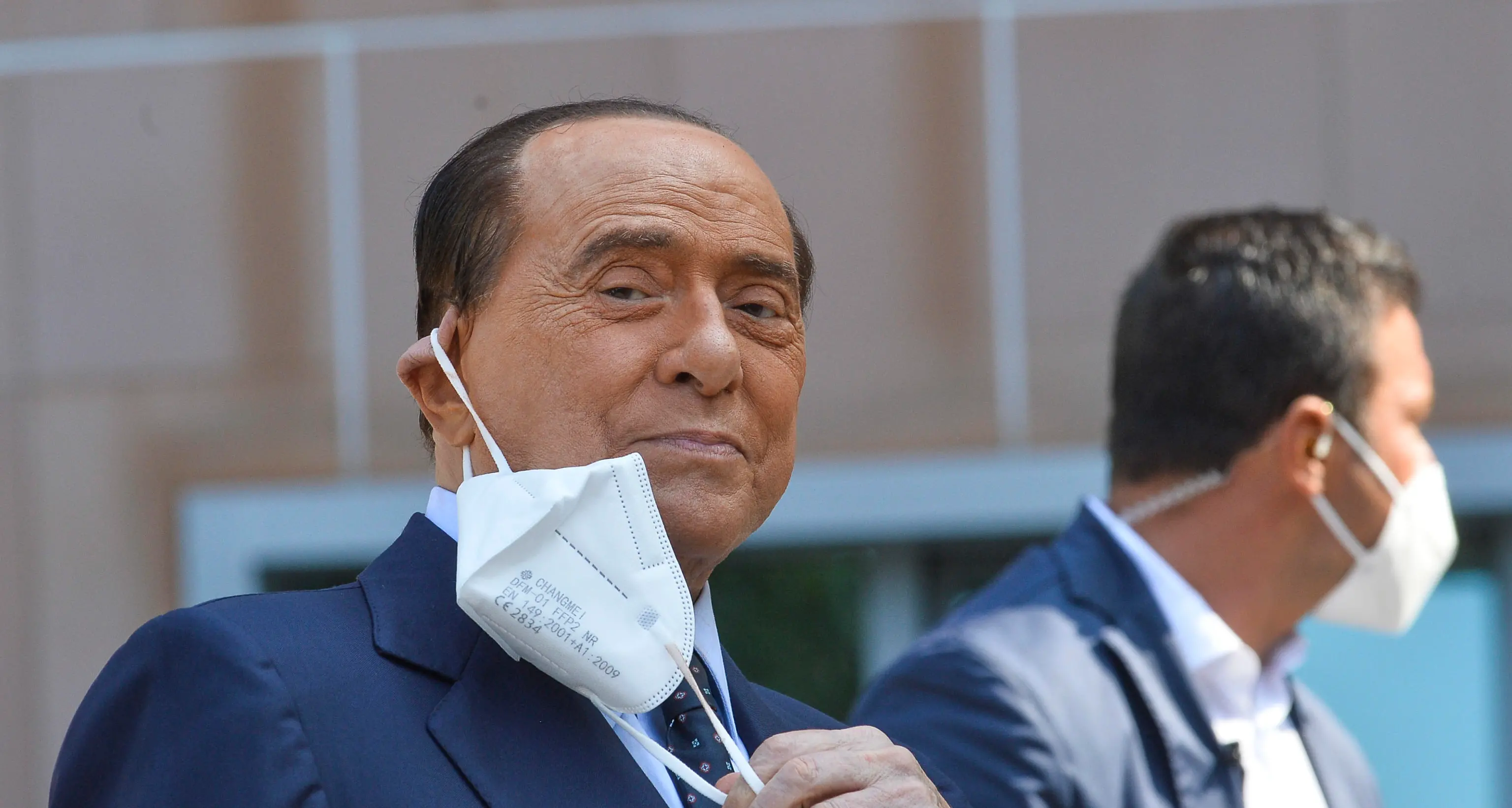 Silvio Berlusconi ancora in ospedale: terzo ricovero per le complicanze del Covid
