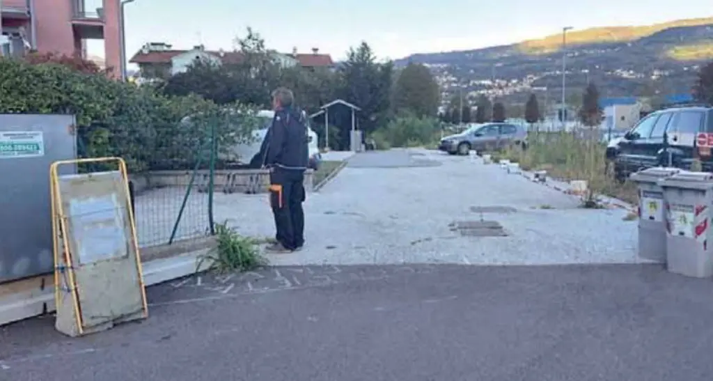Bloccò i condomini, recinzione illegittima: il giudice condanna chi l’ha installata a pagare 10mila euro