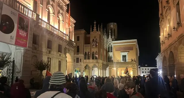 Flotilla: a Padova presidio davanti alla sede del Municipio