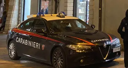 Rapina, minaccia e picchia un coetaneo, minorenne arrestato dai Carabinieri a Trento, mandato in comunità