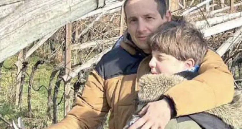 Un braccialetto per i ragazzi autistici: inventato da Tomasi per il figlio con disturbi