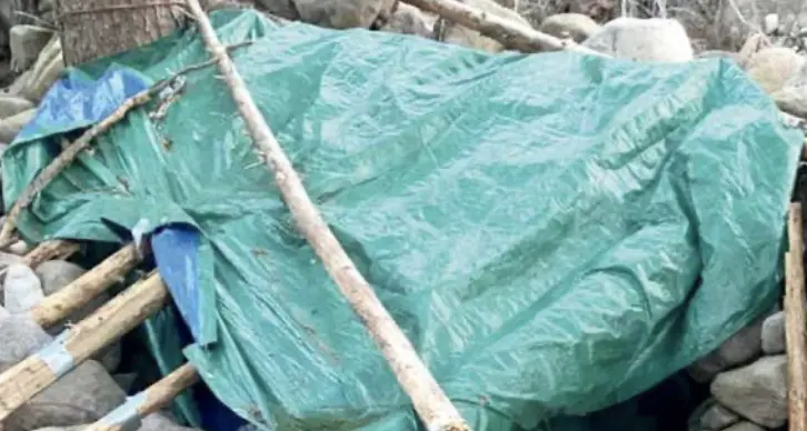 Il giallo del cadavere nel bosco di Molina di Fiemme: i carabinieri non escludono nessuna pista