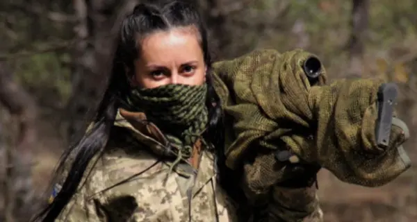 L’Ucraina esalta la giovane cecchina che sta terrorizzando i russi