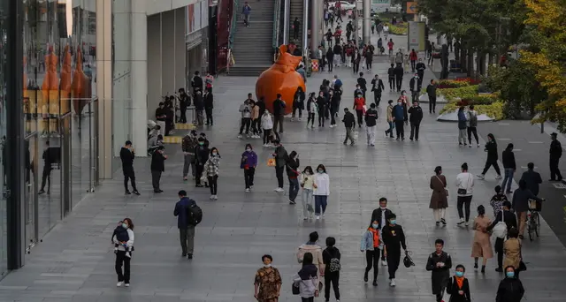 Cina: +5,3% il Pil del primo trimestre, batte le attese