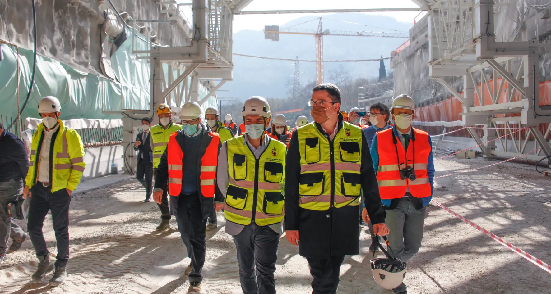 Ferrovia Rovereto-Riva, l’ironia di Ugo Rossi: «Come un anno e mezzo fa il tunnel Avio-Malcesine»