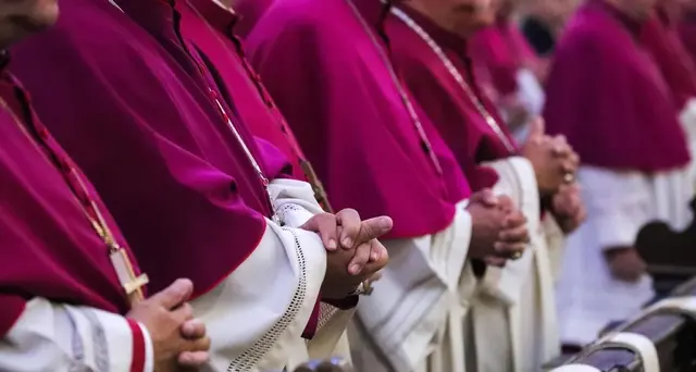 Pedofilia: Usa, l'arcidiocesi di Baltimora dichiara bancarotta
