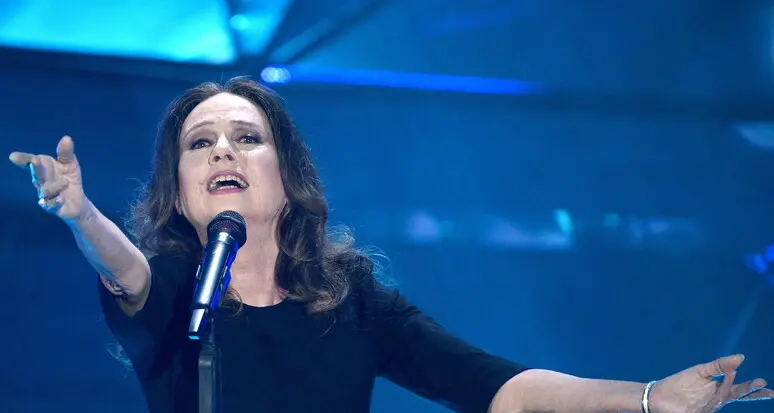 Gigliola Cinquetti torna sul palco, al via nuovo tour teatrale: debutto il 28 novembre a Levico