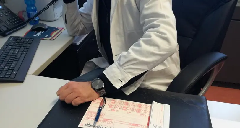 Mille euro in più al mese per i medici di base che aprono un ambulatorio nei comuni “disagiati”