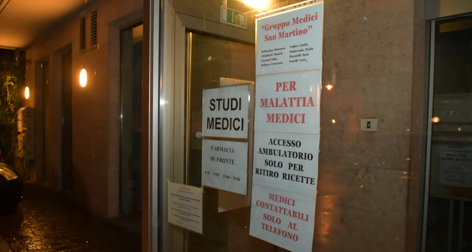 Focolaio all’ambulatorio dei medici di San Martino: positivi sei su otto, ed anche infermiera e segretaria