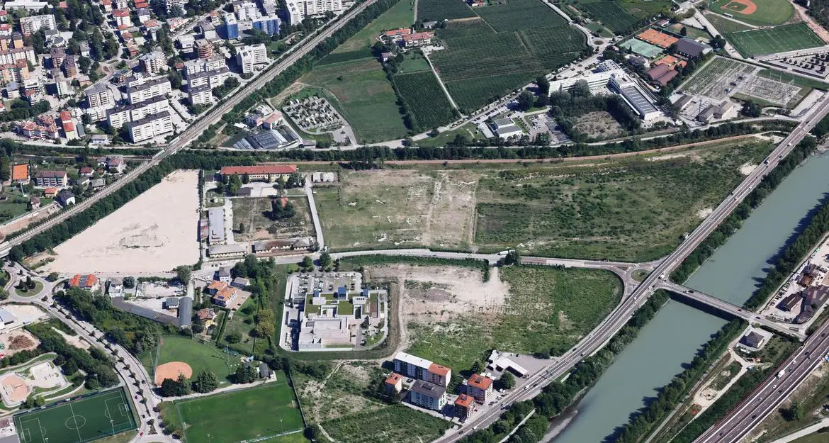 Nuovo ospedale di Trento, otto soggetti interessati all'appalto di progettazione, il commissario: «Iter al via a breve»