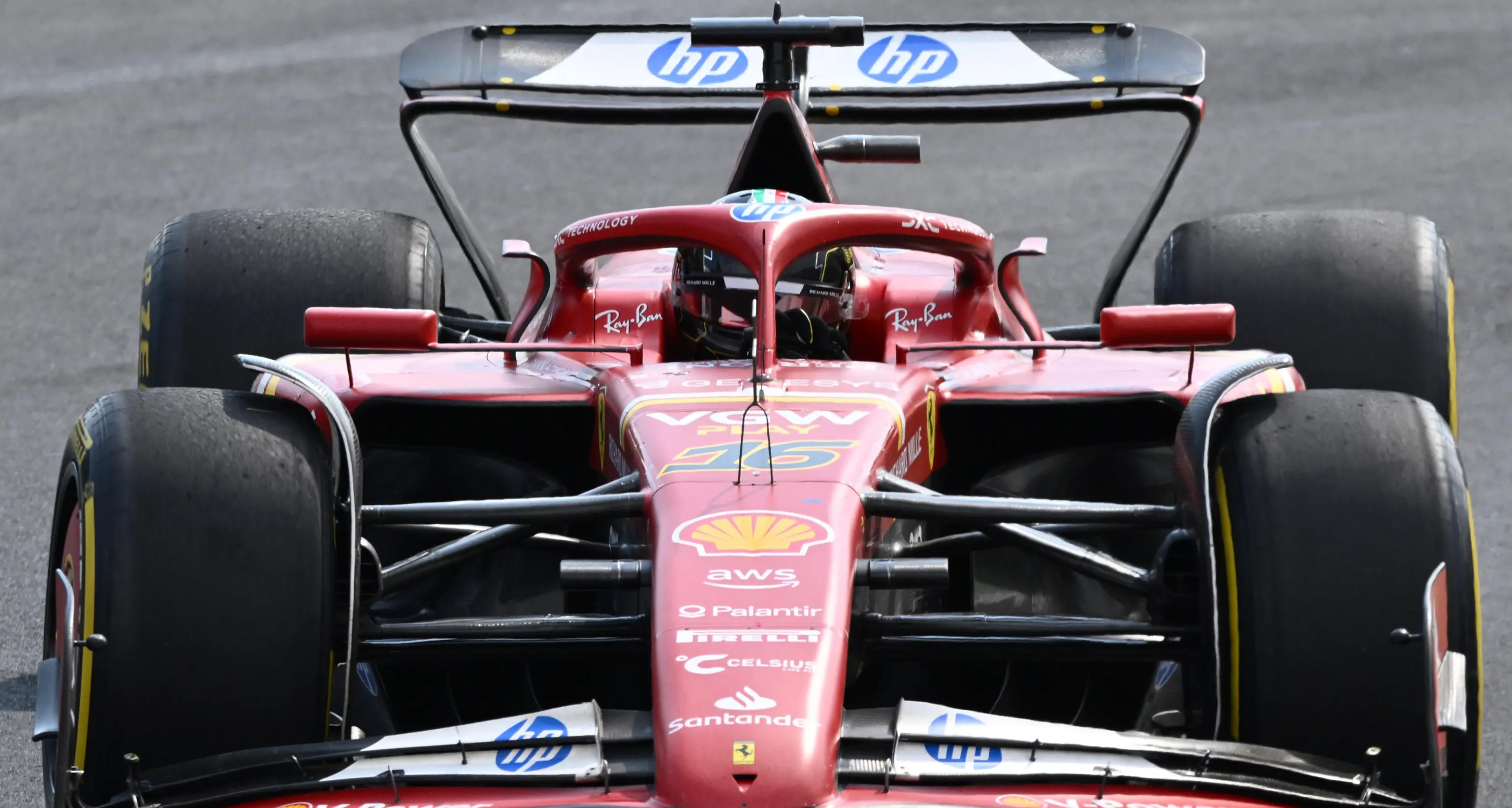 Ferrari in trionfo a Monza: impresa di Charles Leclerc, secondo Piastri