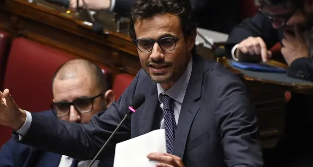 M5s:Crippa, mia riflessione se uscire dal partito è d'obbligo