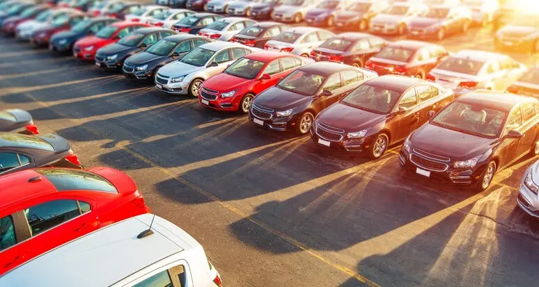 Valle d'Aosta e Trentino prime in Europa per numero di auto: a guidare la graduatoria sono le aree di montagna
