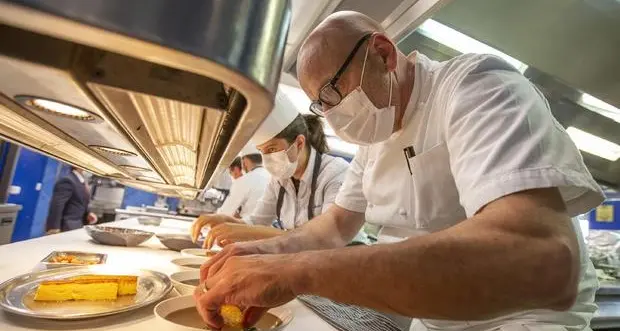 In Trentino i laureati “interessano”poco: si cercano soprattutto camerieri e commessi