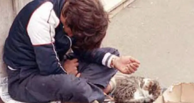 È troppo povero, assolto dal giudice di pace: era in città anche se espulso