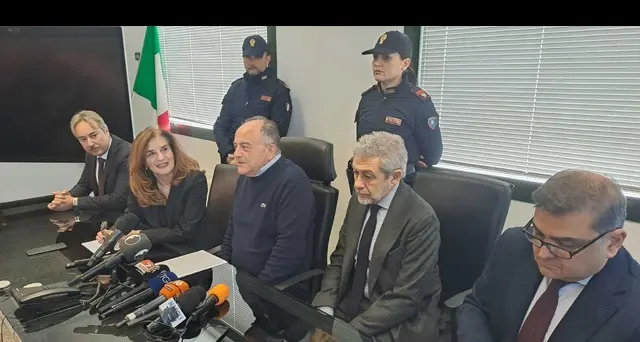 Gratteri: \"Minori carne da macello e utili idioti per il crimine\"